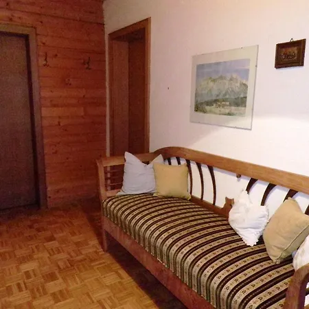 Kirchdorf 300 ביצאו